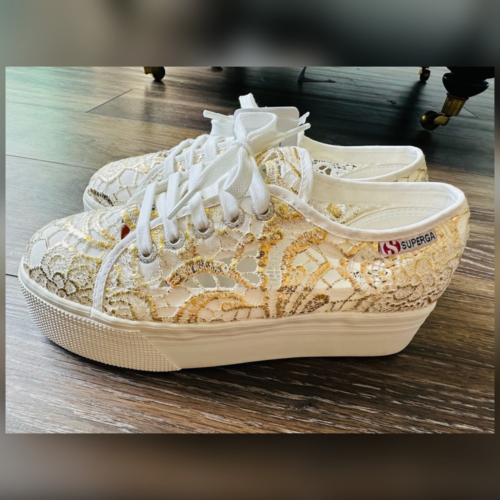 Superga - Lace Platform Sneakers 37/6.5